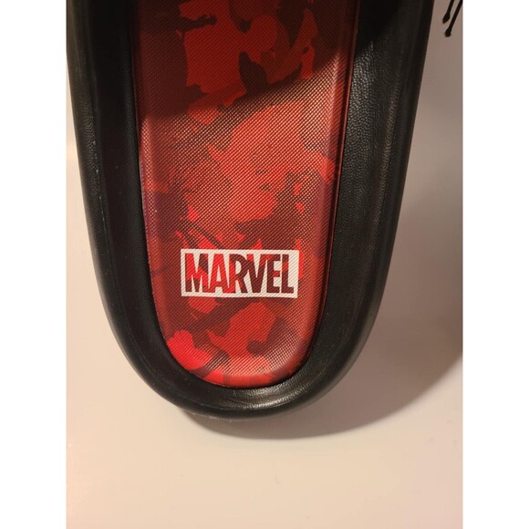 Marvel Men's Winter Soldier Comfort Slide Sandal, Black Size 10 NEW - Picture 4 of 4